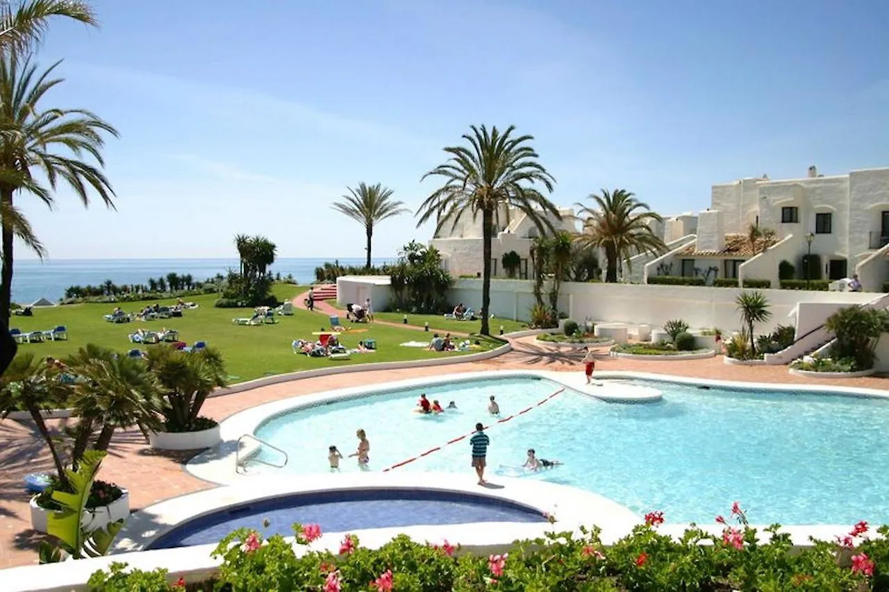 Appartement Estepona - Playa - 2 Dormitorios Con Amplio Jardin Al Lado Del Mar Ev1